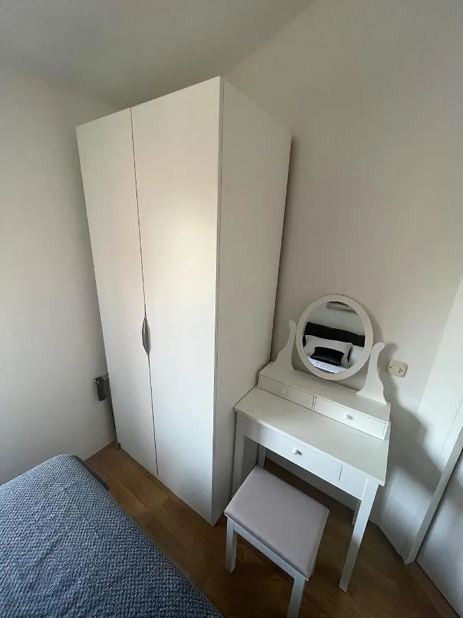 Apartment Loly Medulin