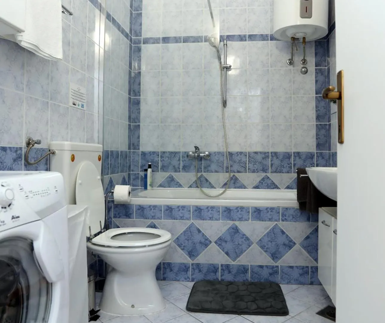 Apartment Loly Medulin 0*,  Croatia