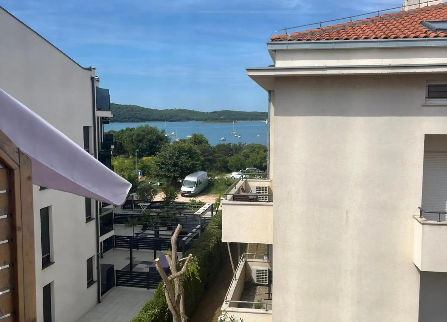 Apartment Loly Medulin